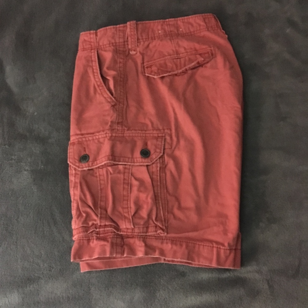 American eagle cargo shorts